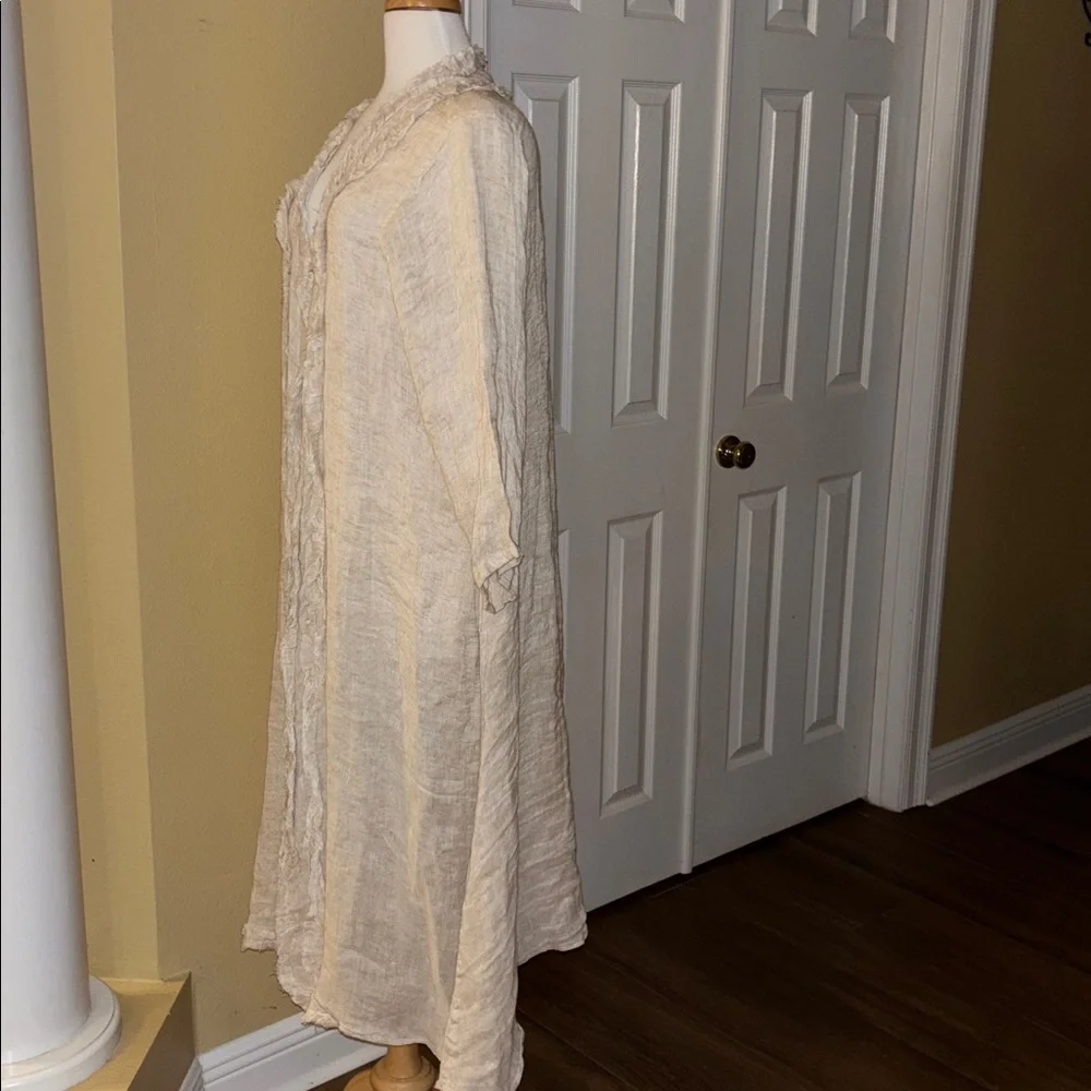 Elegant Cream Long Duster GUC SIZE L/XL - Picture 3 of 6